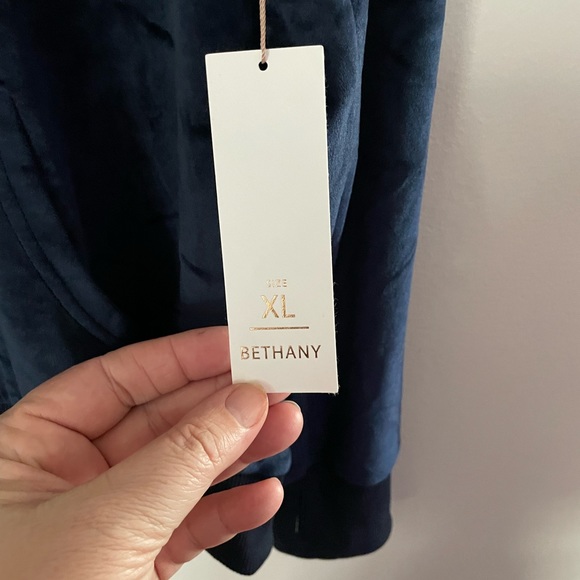Lularoe Cozy Bethany Navy Velour Hoodie XL-NEW - Picture 5 of 6